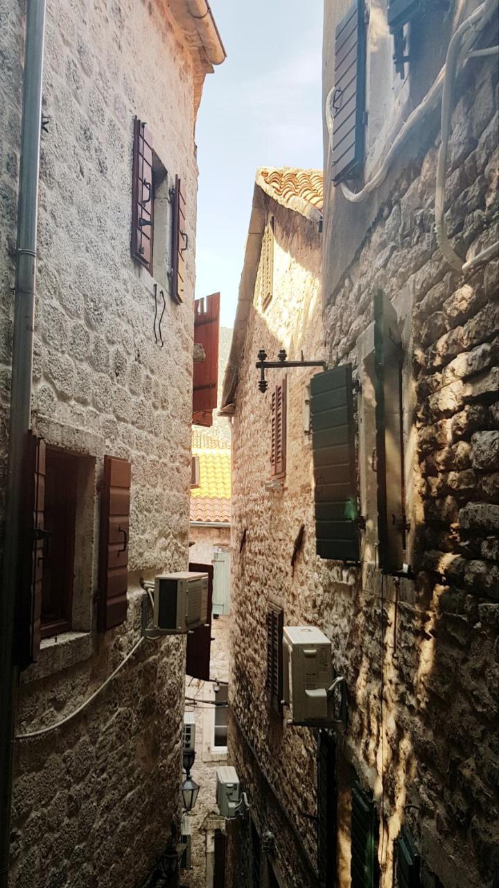 Kotor Bagus - Cozy Boutique Old Town Studio With Seaview Terrace Εξωτερικό φωτογραφία