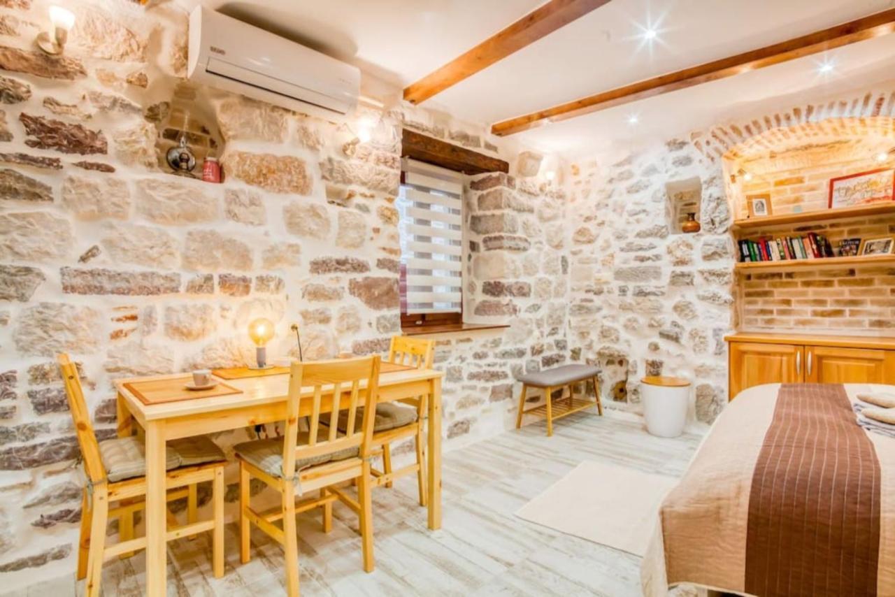 Kotor Bagus - Cozy Boutique Old Town Studio With Seaview Terrace Εξωτερικό φωτογραφία