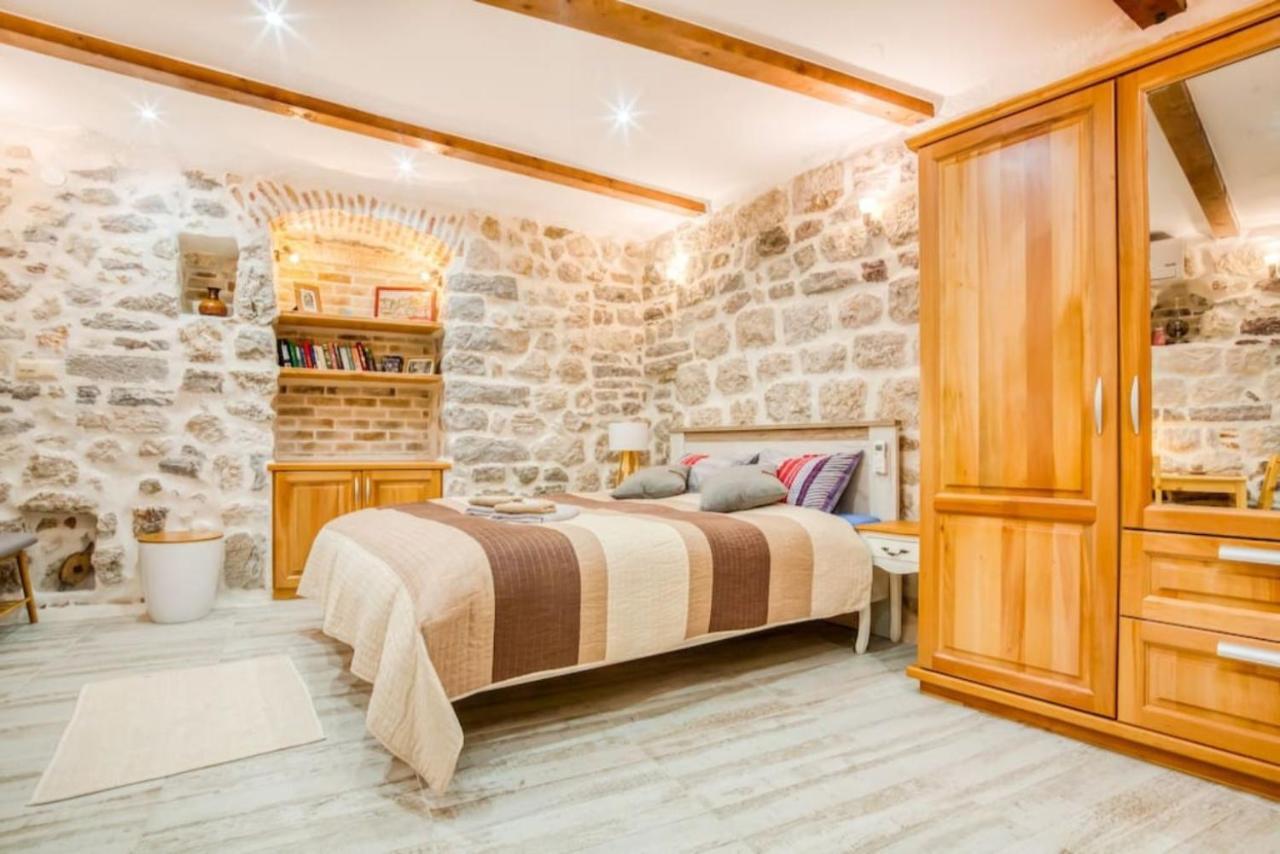 Kotor Bagus - Cozy Boutique Old Town Studio With Seaview Terrace Εξωτερικό φωτογραφία